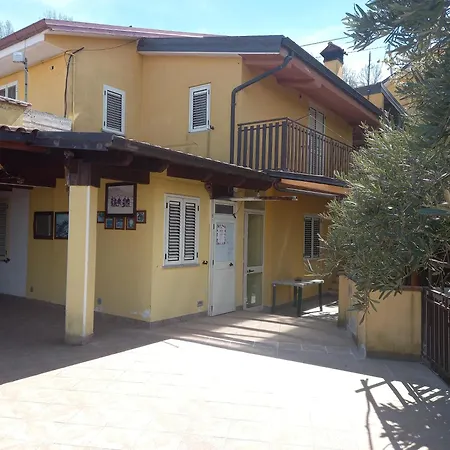 B&B A Casa Di Mario-3